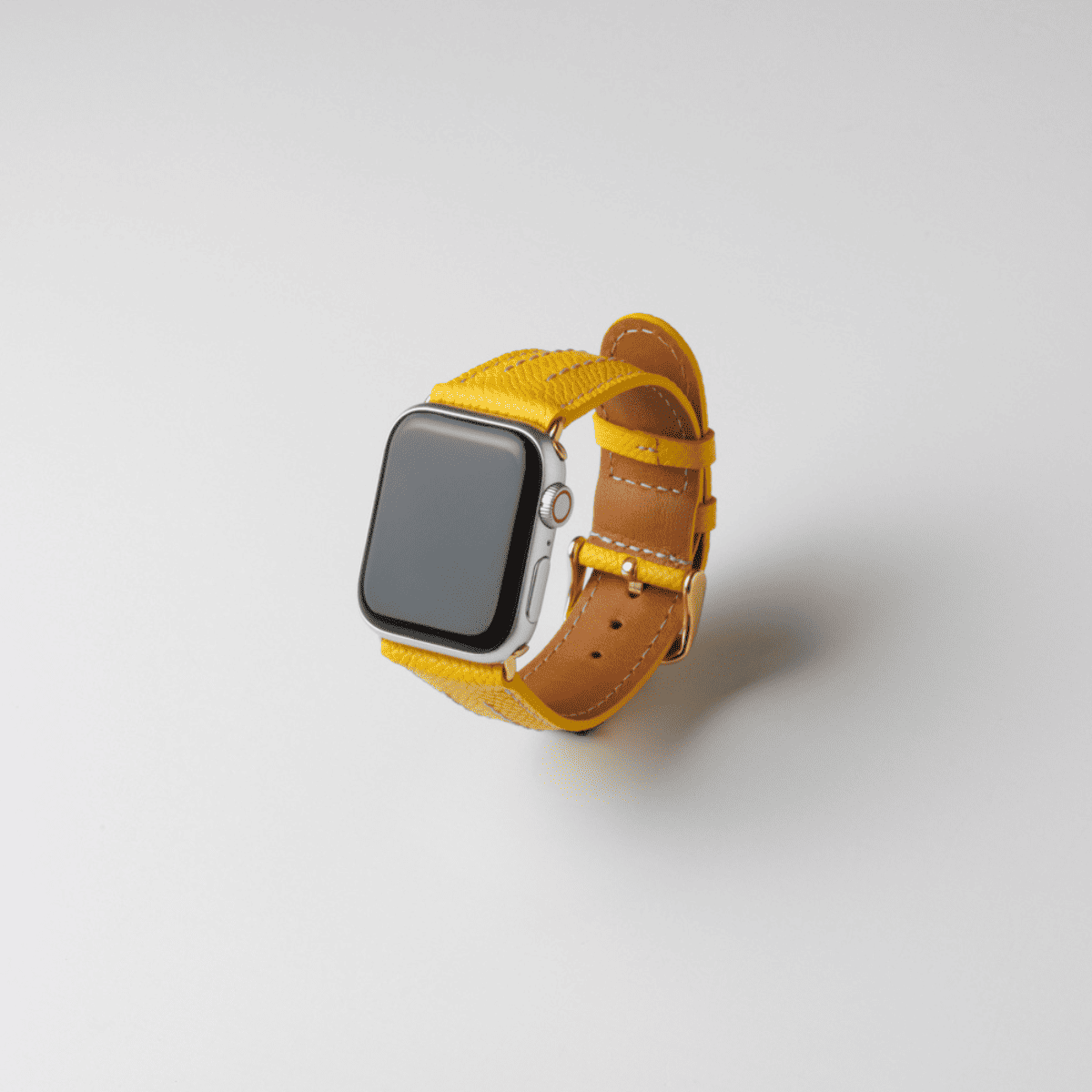 Apple Watch レザーバンド (色：イエロー)【42mm/44mm/45mm/49mm】